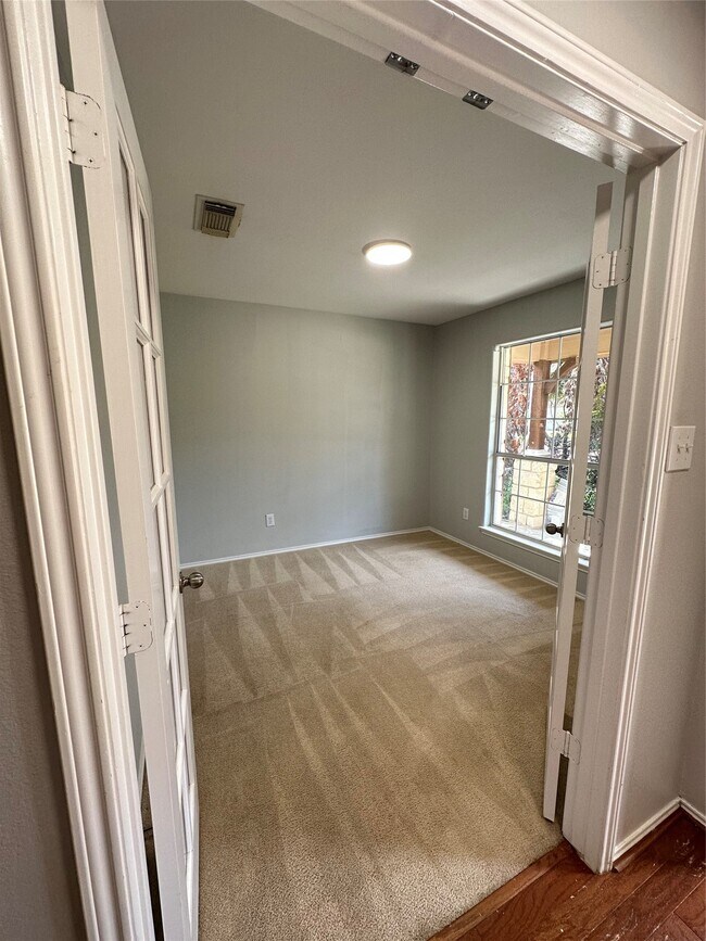 Building Photo - 26510 Forest Pine Ln