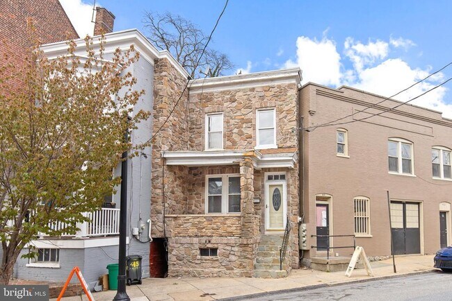 Foto del edificio - 443 Manor St