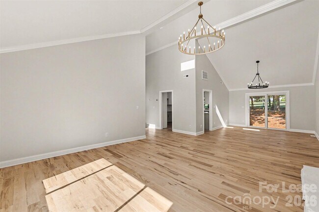 Foto del edificio - 9606 Fairway Ridge Rd