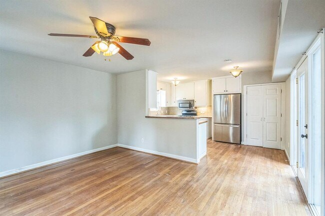 Foto del edificio - 1402 Laurel St