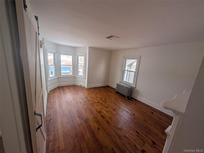 Foto del edificio - 239 Main St