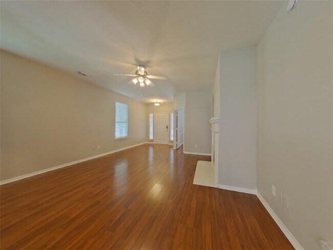 Foto del edificio - 28818 Hidden Cove Dr