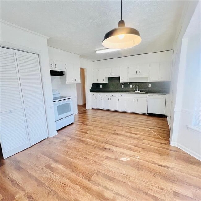 Building Photo - 2654 Centerville Hwy