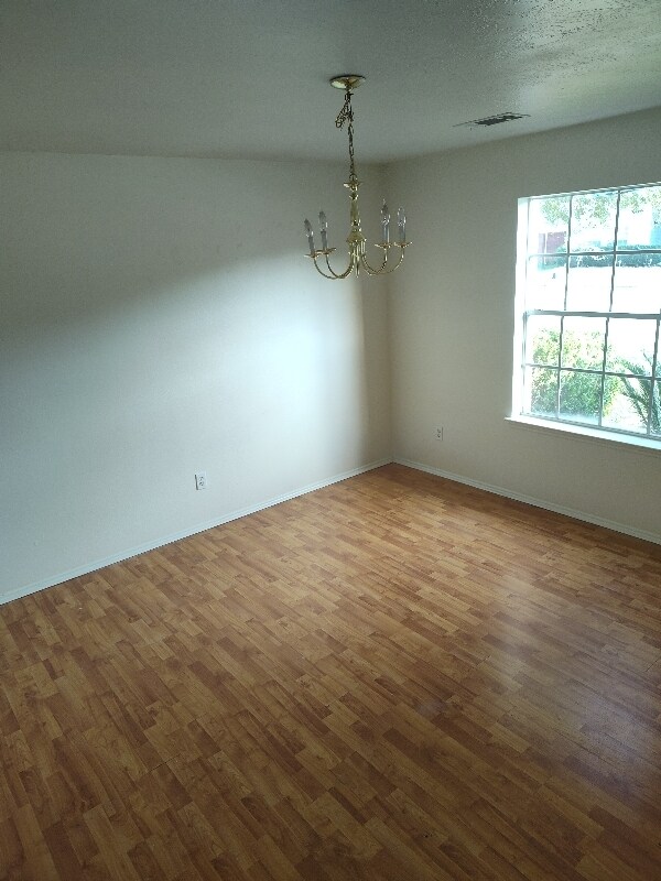 Foto del edificio - 4838 Lazy Timbers Dr