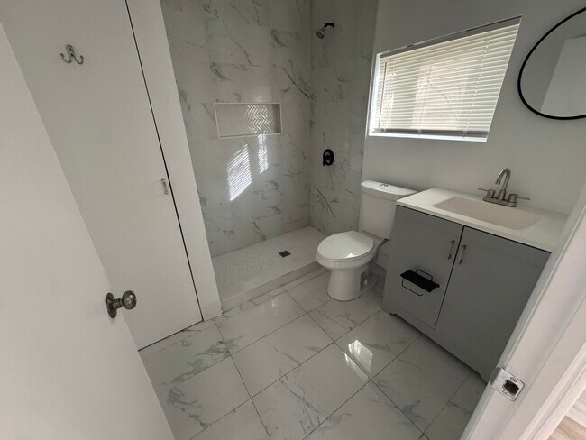 Foto del edificio - 516 49th St