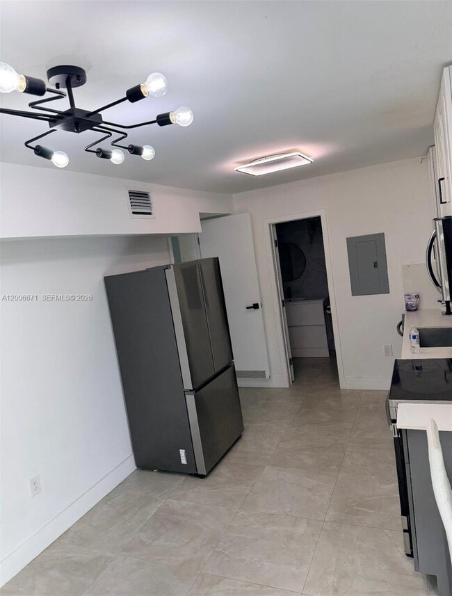 Building Photo - 911 79th Terrace