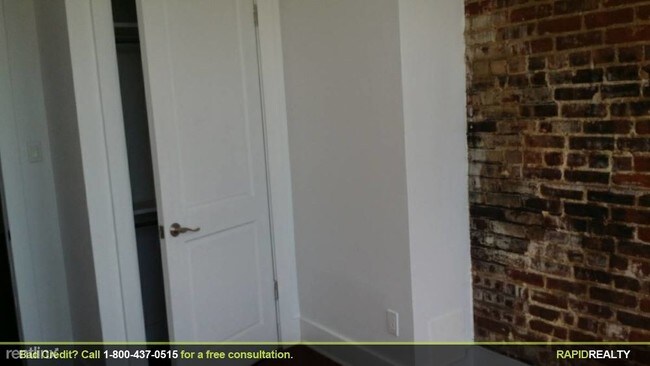 Foto del edificio - 587 Wilson Ave