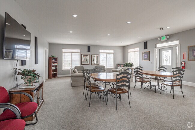 Casa club - Manitou Woods