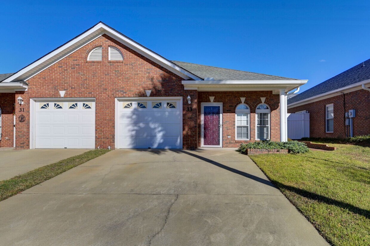 Primary Photo - Updated Lexington Patio Home with Fenced Yard