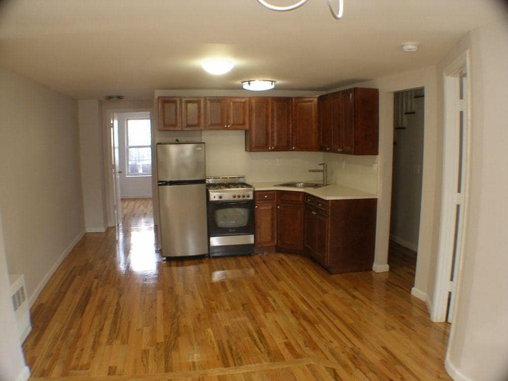 Primary Photo - 626 Marcy Ave