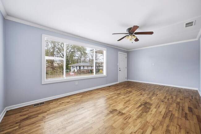 Foto del edificio - 365 Power Ave