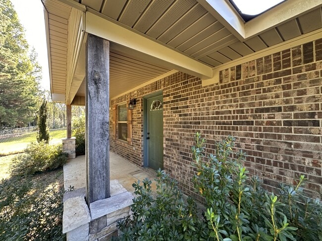 Building Photo - 11365 AR-237