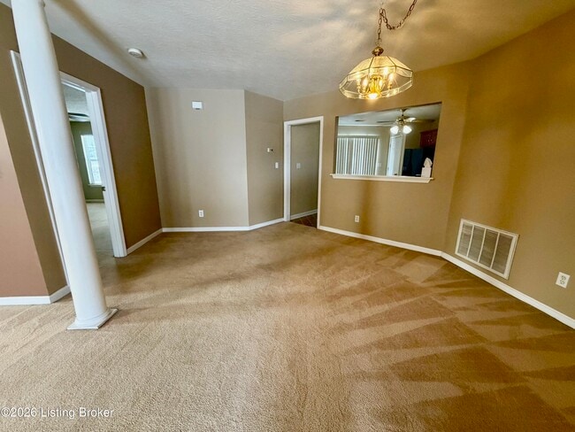 Building Photo - 8202 Glenway Ct