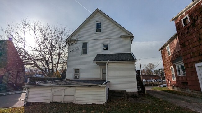 Building Photo - Atlas Investment Group, LLC (403 Spicer St)