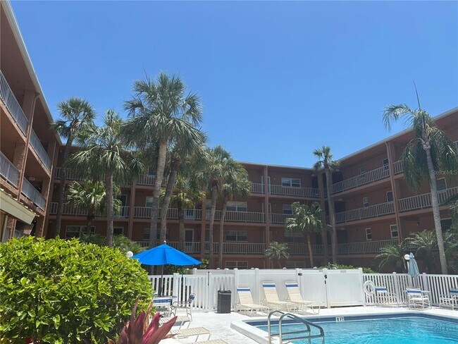 Foto del edificio - 12760 Indian Rocks Rd