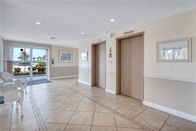 Building Photo - 1766 Cape Coral Pkwy E