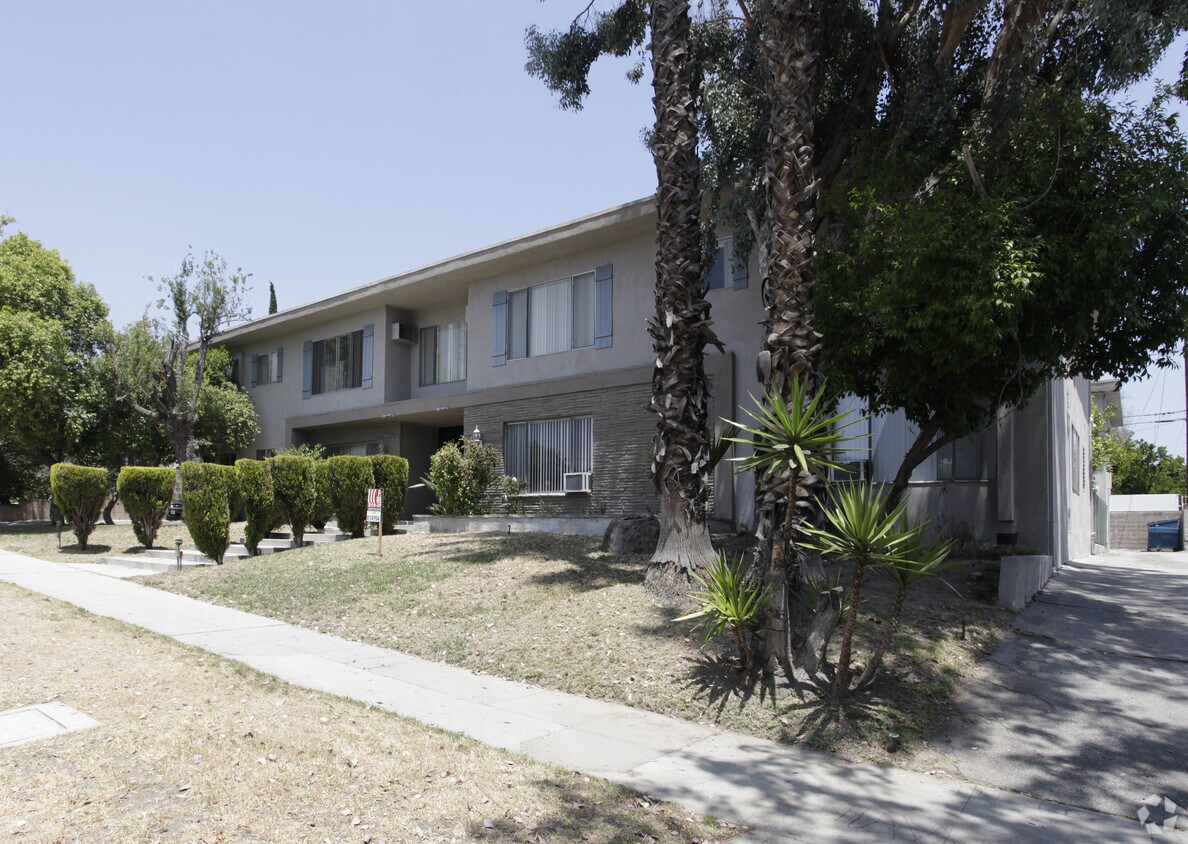 Building Photo - Colfax Manor