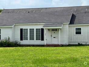 Building Photo - 525 Farquhar St