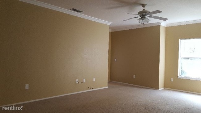 Foto del edificio - 16253 Enclave Village Dr