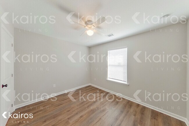 Building Photo - 176 Cottage Grove Rd.