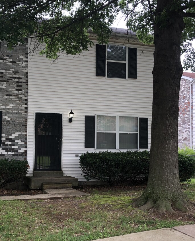 Primary Photo - 229 Centennial Dr