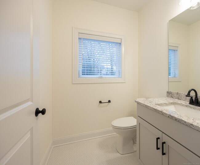 242 S Main St Unit 260, Cheshire, CT 06410 Condo for Rent in Cheshire