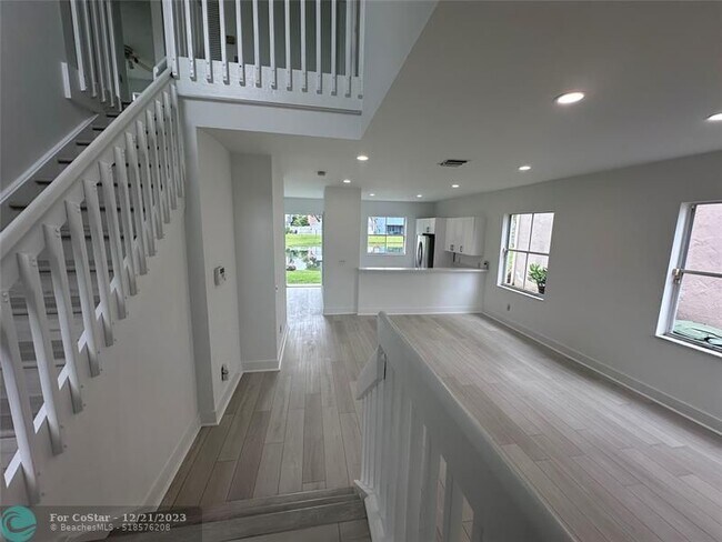 Foto del edificio - 10201 NW 3rd Ct