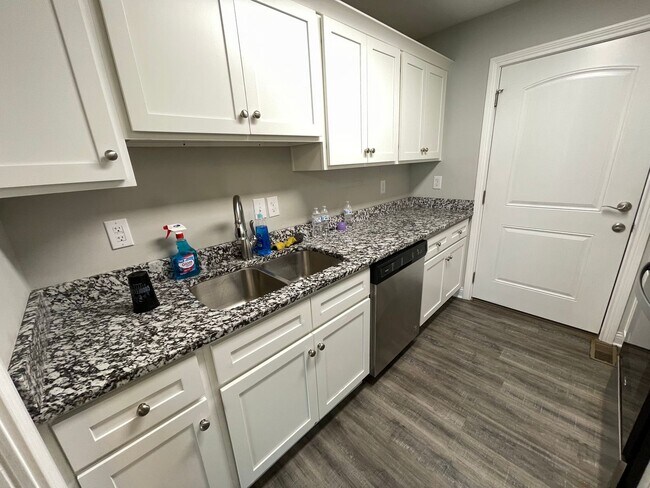 Foto del edificio - Perfect Condo Home For Lease
