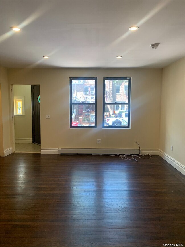 Foto del edificio - 53-03 62nd St