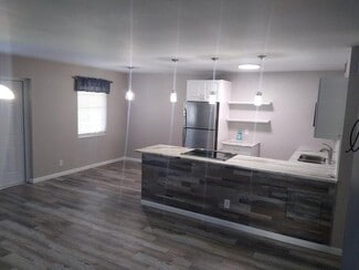 Building Photo - 311 Chatham O