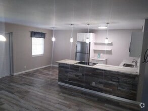 Building Photo - 311 Chatham O