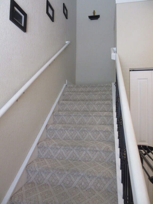 Foto del edificio - Lovely 3 BR / 2 BA Condo Located In Desira...