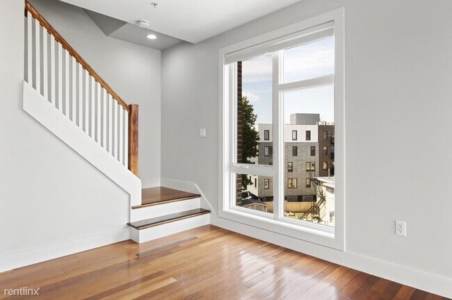 2 br, 2.5 bath Condo - 533 Cambridge St Un... photo'