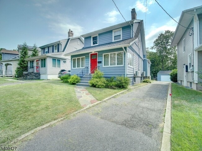 Foto del edificio - 415 Orange Rd