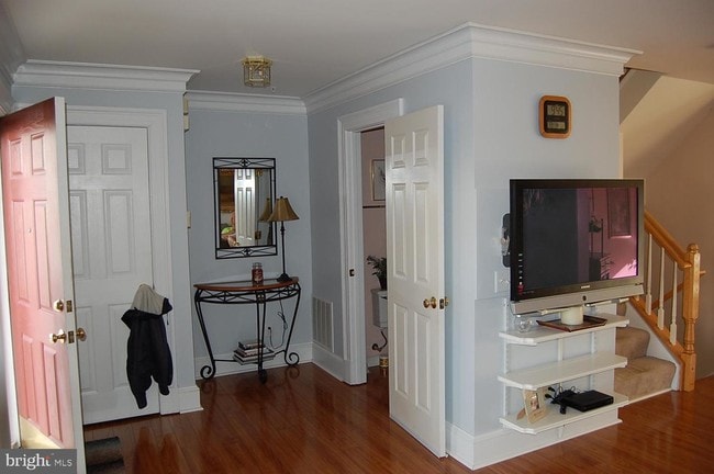 Building Photo - 207 Gray Fox Ct