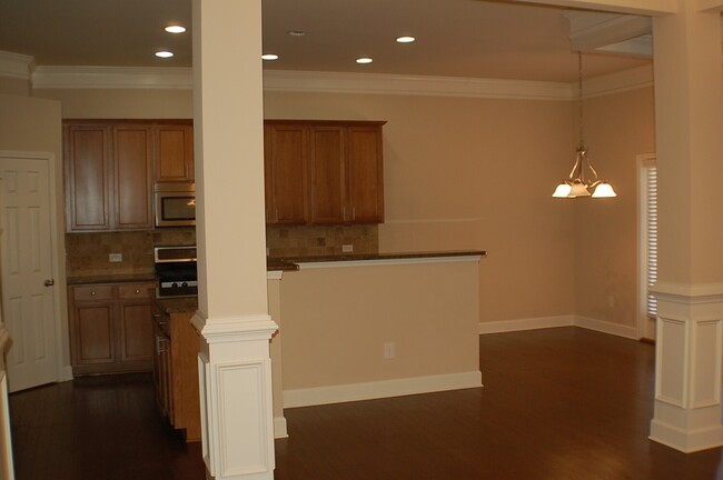 Building Photo - 3624 Ashcroft Bend