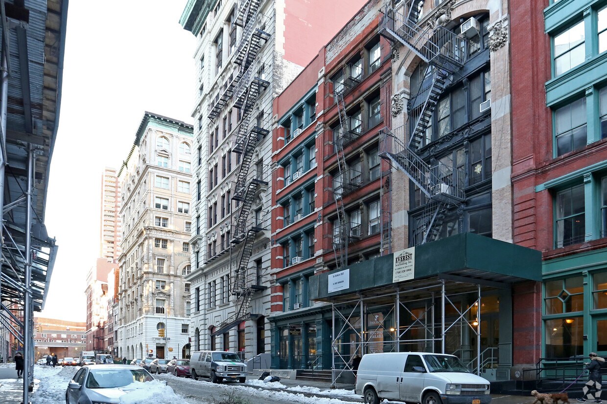 Building Photo - 160-162 Franklin St