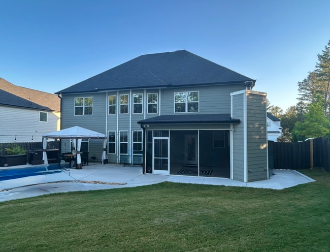 Building Photo - 1867 Preservation Cir