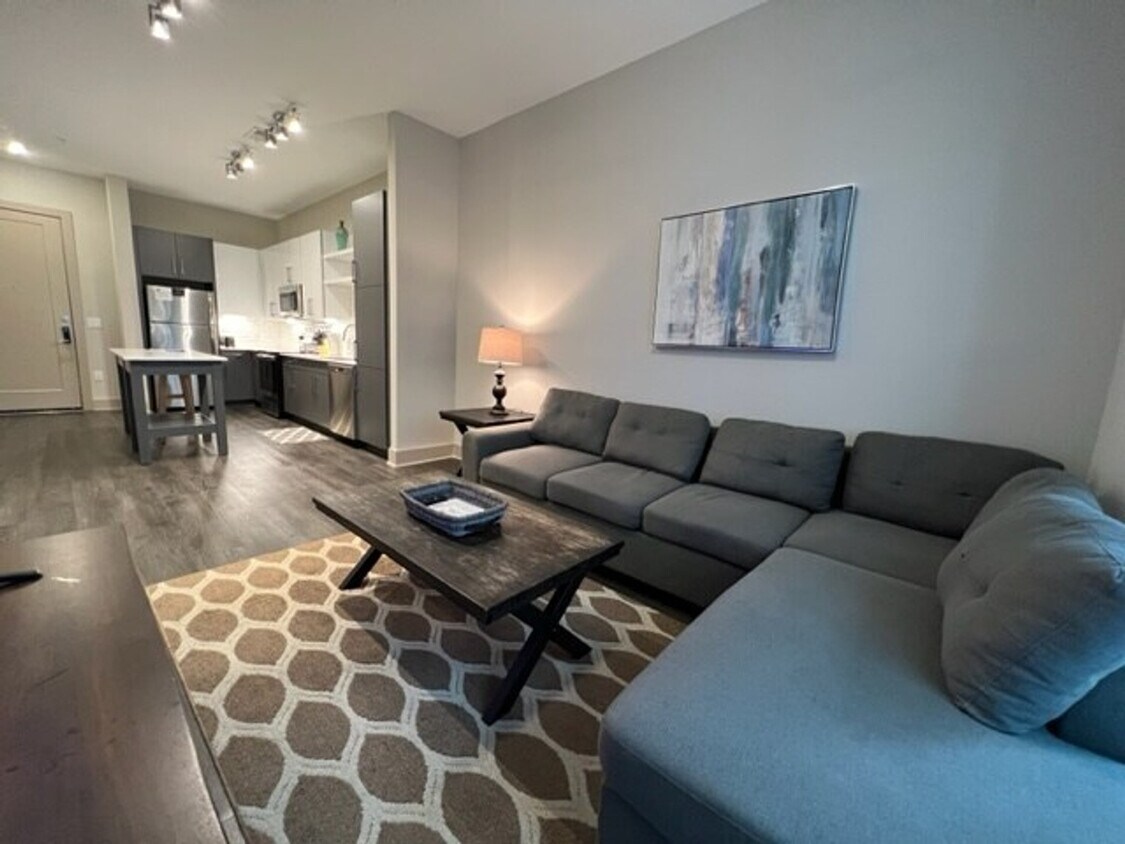 Foto principal - 313 Stillhouse Ln SE