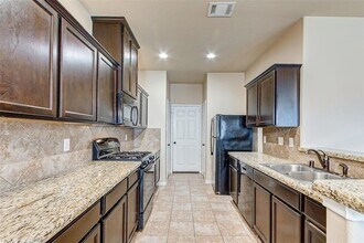 Building Photo - 6039 Shelbourne Park Ln