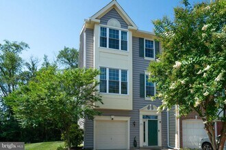 Building Photo - 955 Herons Run Ln