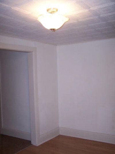 Building Photo - 223 Linden Ave