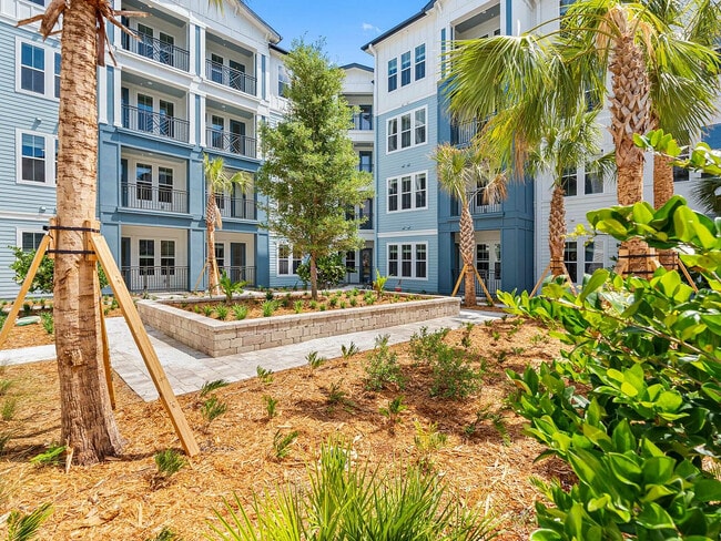 Building Photo - Apela House