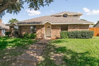 Building Photo - 6536 Bronze Leaf Dr