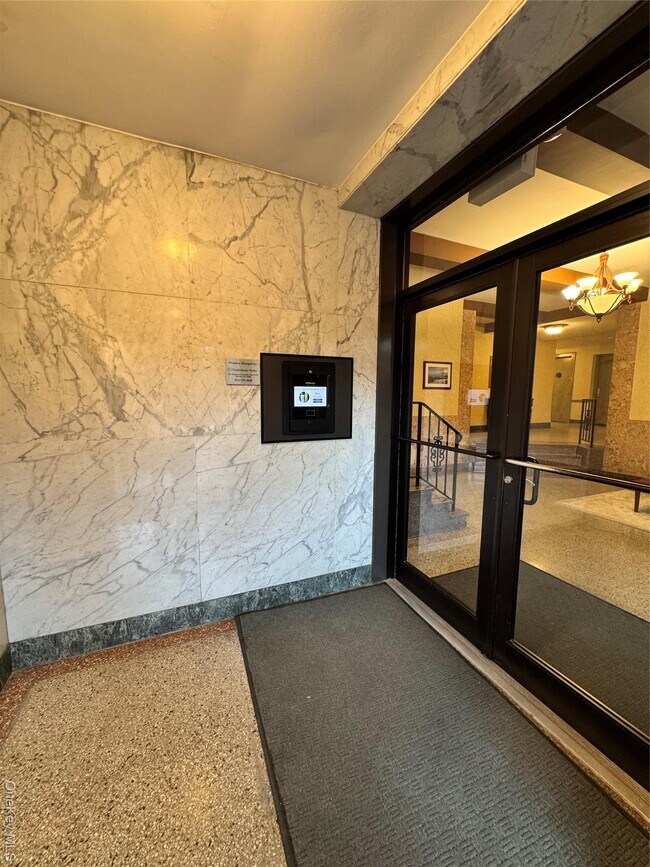 Foto del edificio - 555 Broadway