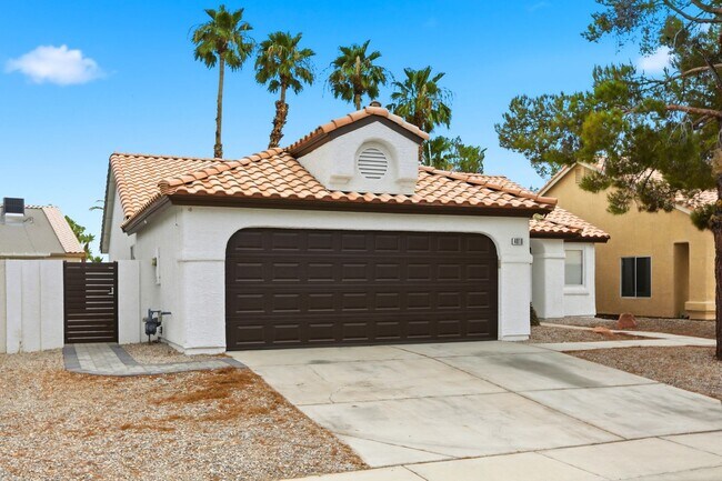 Foto del edificio - Remodeled Single Story in Guard Gated Community!!!