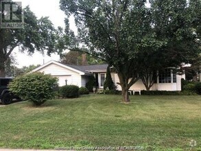 Building Photo - 1190 Kennedy Dr W