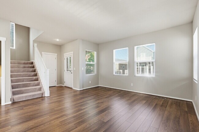 Foto del edificio - $2,245.95, 3 Beds - 3.5 Bath, Single Family Home in Colorado Springs with 2 Car Attached Garage!