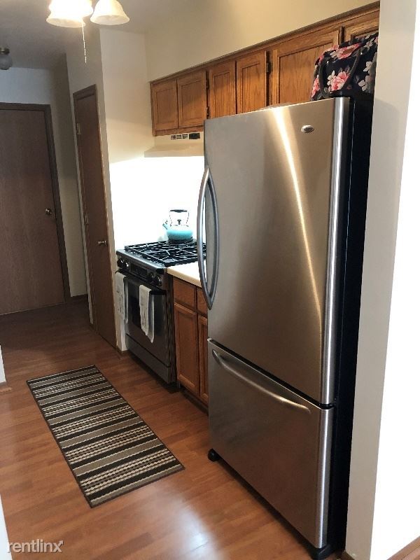 Primary Photo - 2 br, 1.5 bath Condo - 8038 W Manor Cir