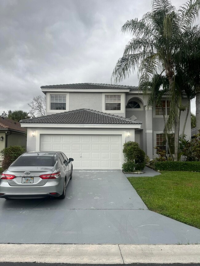 Building Photo - 18051 Rhumba Way